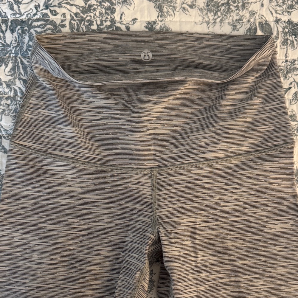 Lululemon Gray High-Waisted Leggings